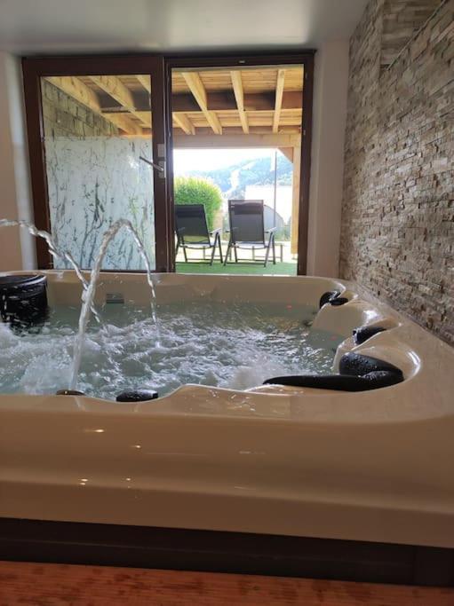 Gite Papillon 6 A14 Personnes - Jacuzzi Gérardmer Kültér fotó